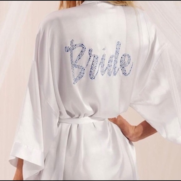 Victoria Secret BRIDAL EMBELLISHED SPARKLY SATIN ROBE - Picture 4 of 4